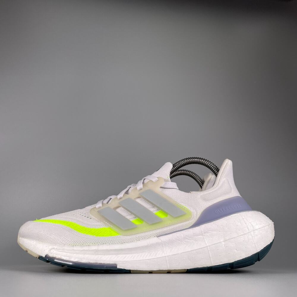 Adidas Ultraboost Light Women's 8 Cloud White Wonder Blue Lemon Running Sneakers